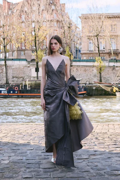 Look 43